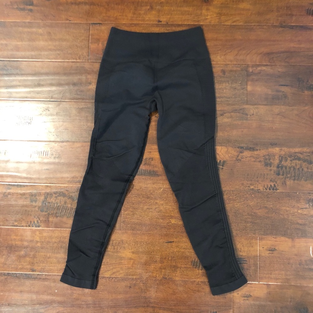Lululemon zone in tight leggings